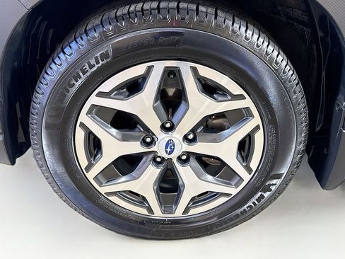 Used 2020 Subaru Forester Premium image 40