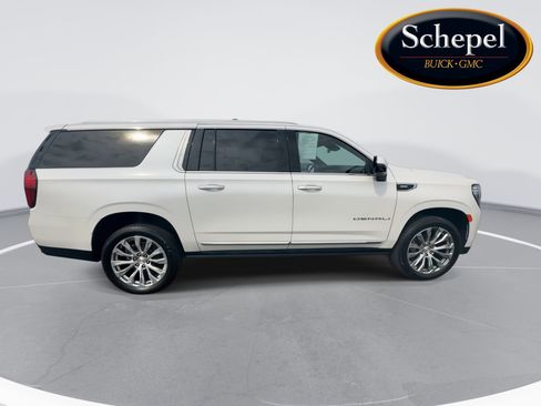 Certified 2023 GMC Yukon XL Denali w/ Max Trailering Package image 9
