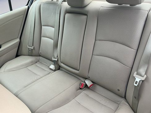 Used 2013 Honda Accord EX-L image 10