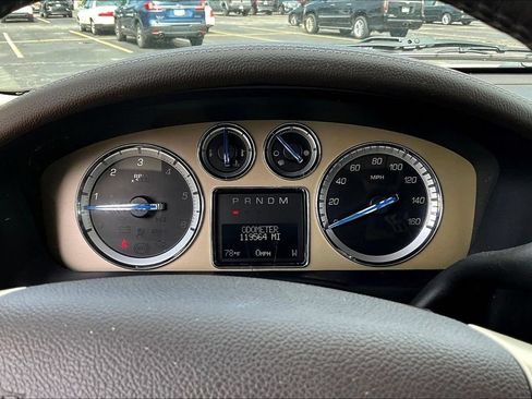 Used 2013 Cadillac Escalade ESV Platinum AWD/4WD image 13
