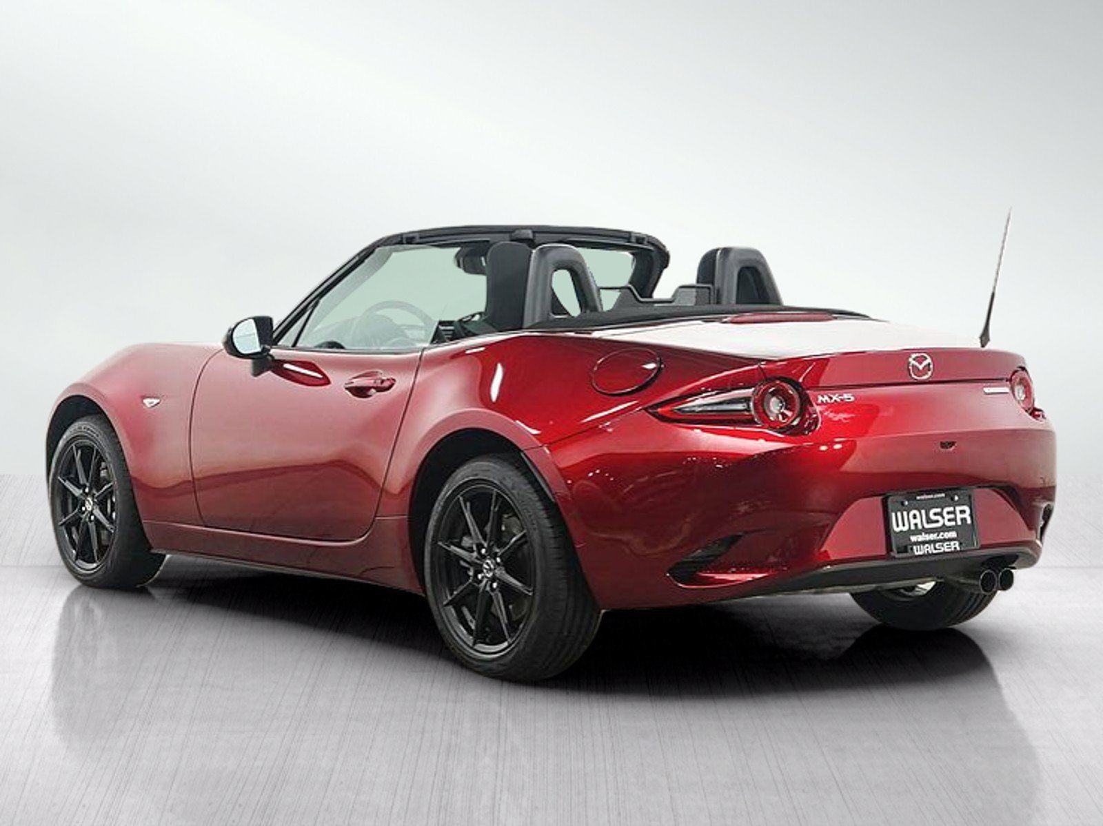 Used 2024 MAZDA MX-5 Miata Sport RWD image 3