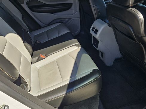 Used 2021 GMC Terrain SLT image 10