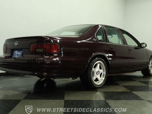 Used 1996 Chevrolet Impala SS RWD image 26