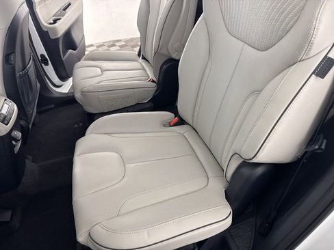 Used 2025 Hyundai Palisade Calligraphy AWD/4WD image 23