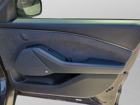 Certified 2021 Ford Mustang Mach-E GT w/ GT Performance Edition image 30