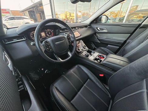 Used 2018 Land Rover Range Rover Velar S image 15