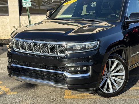 Used 2023 Jeep Grand Wagoneer Series II AWD/4WD image 3