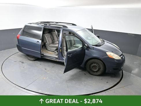 Used 2008 Toyota Sienna LE FWD image 56