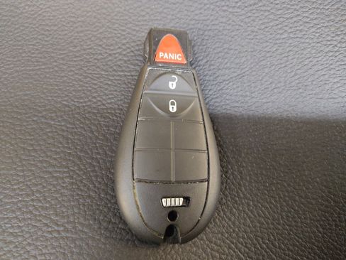 Used 2021 Jeep Cherokee Latitude w/ Mobile Office Group image 32