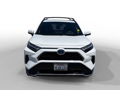 Used 2023 Toyota RAV4 SE w/ Weather & Moonroof Package AWD/4WD image 8