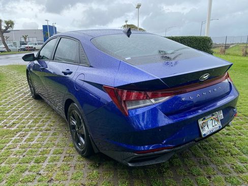 Used 2023 Hyundai Elantra SEL image 23