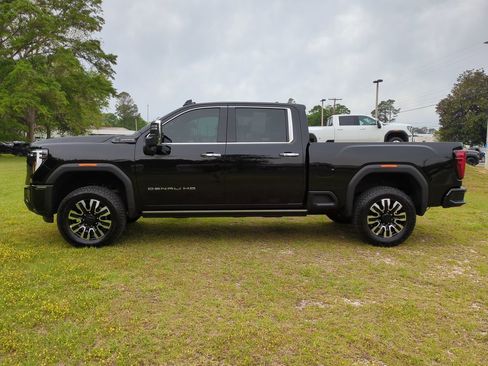Certified 2024 GMC Sierra 2500 Denali Ultimate AWD/4WD image 7