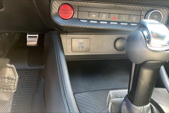 Used 2025 Ford Mustang Dark Horse RWD image 16