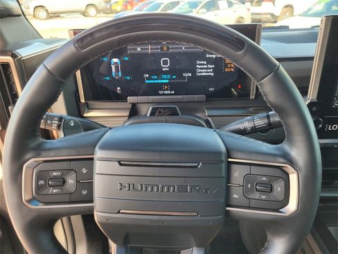 Used 2024 GMC Hummer EV 3X image 30