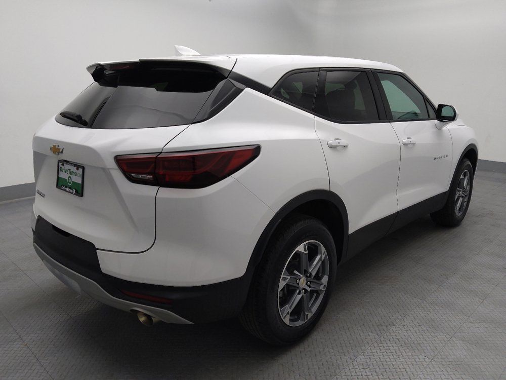 Used 2024 Chevrolet Blazer LT w/ Driver Confidence Package FWD image 9