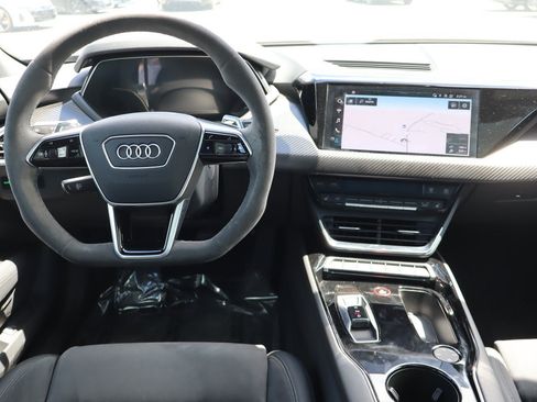 Used 2022 Audi e-tron GT Premium Plus AWD/4WD image 13