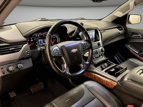 Used 2020 Chevrolet Tahoe Premier AWD/4WD image 17
