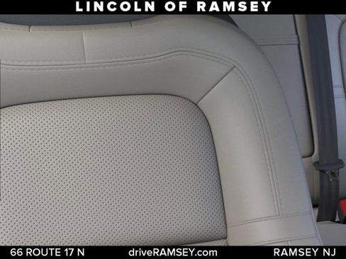 New 2026 Lincoln Corsair Grand Touring AWD/4WD image 17