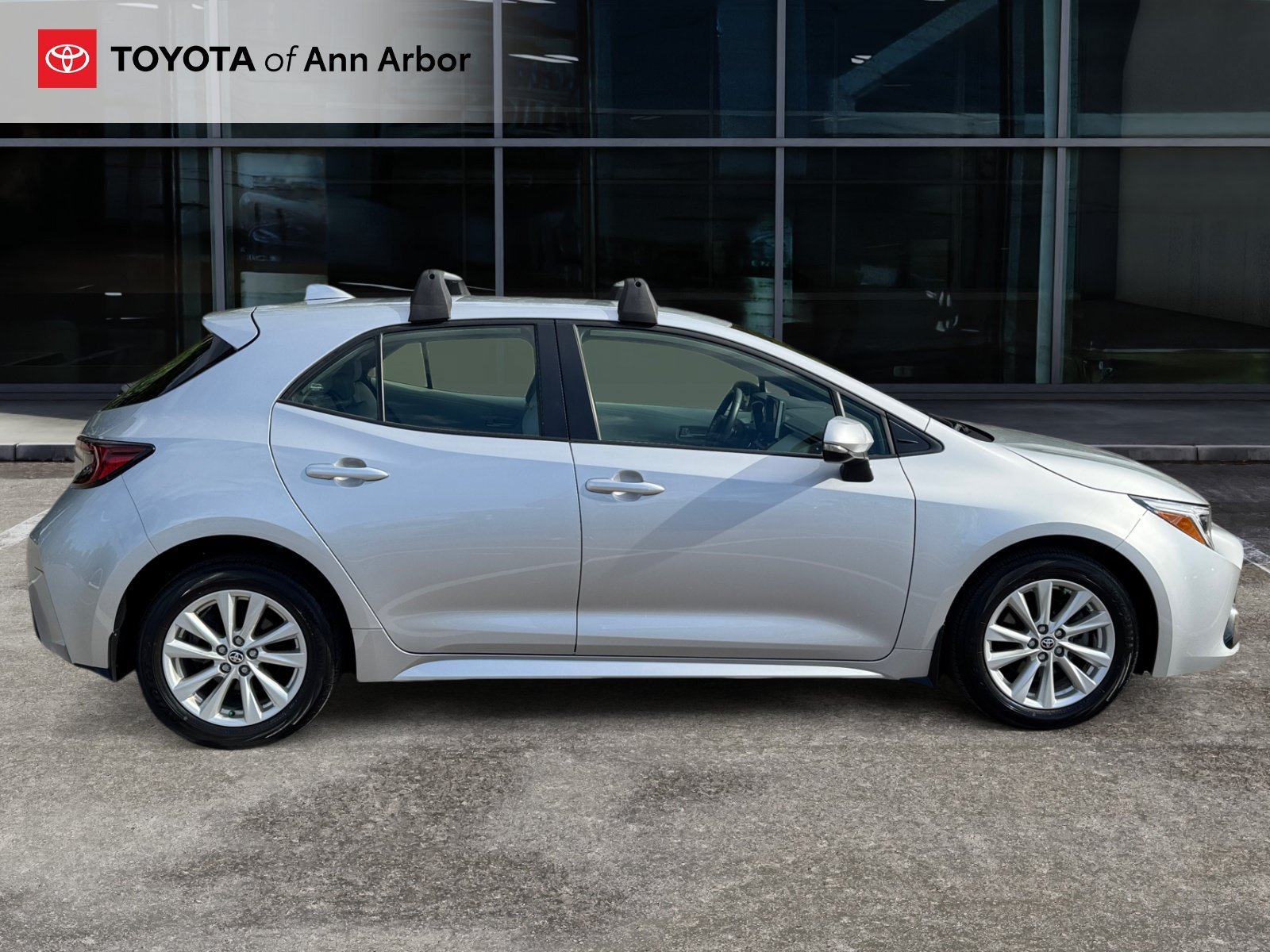Used 2024 Toyota Corolla SE FWD image 11