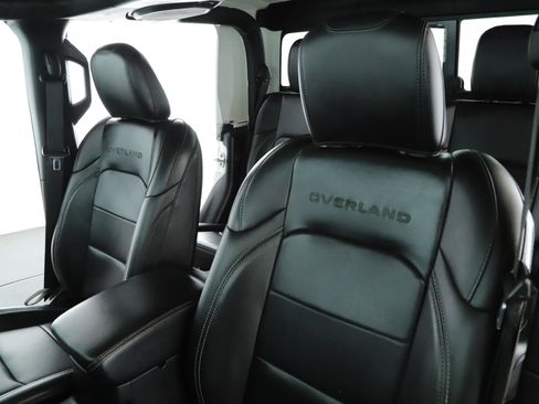 Used 2021 Jeep Gladiator Overland w/ Popular Equipment Package image 4