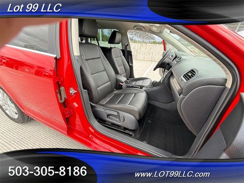 Used 2013 Volkswagen Jetta TDI FWD image 16