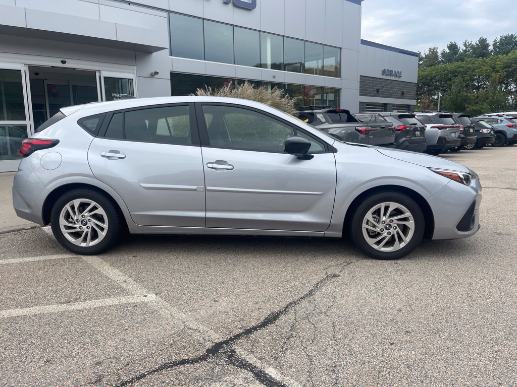 Used 2025 Subaru Impreza 2.0i AWD/4WD image 2