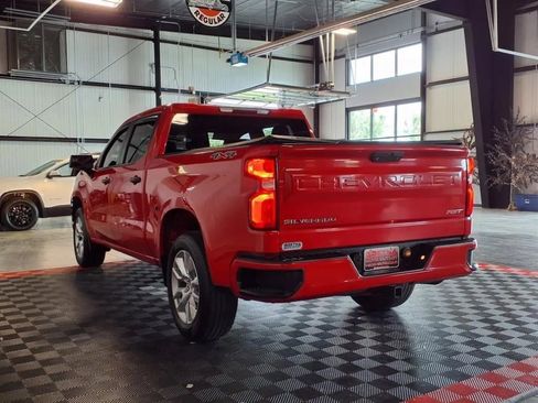 Used 2021 Chevrolet Silverado 1500 Custom AWD/4WD image 4