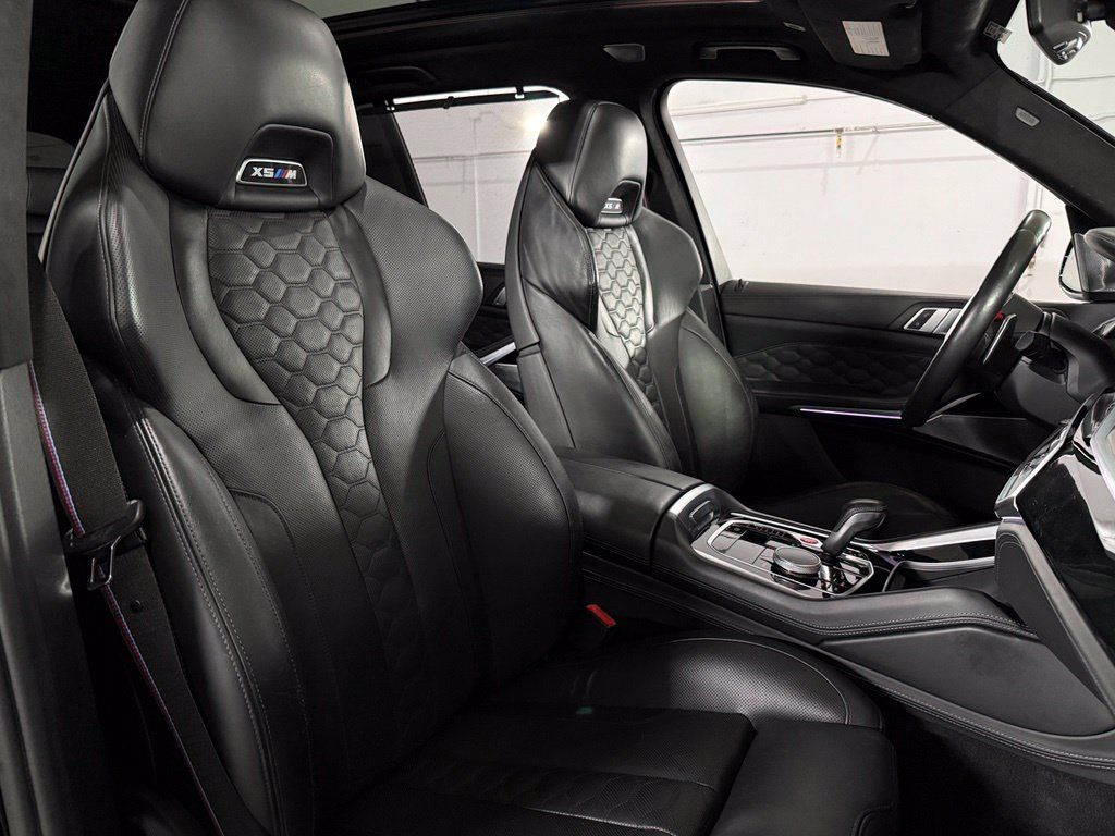 Used 2021 BMW X5 M w/ Competition Package AWD/4WD image 29