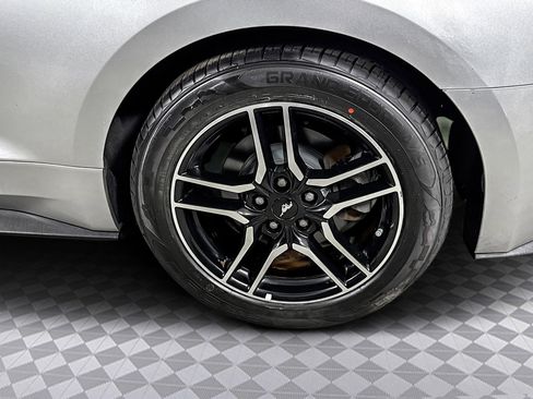 Used 2018 Ford Mustang Premium image 35