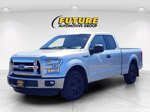 Used 2015 Ford F150 XLT RWD image 8