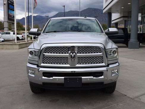 Used 2018 RAM 3500 Laramie AWD/4WD image 9