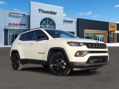 New 2026 Jeep Compass Latitude AWD/4WD image 1