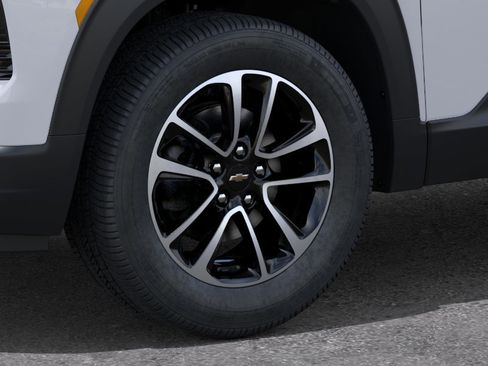 New 2026 Chevrolet TrailBlazer LT FWD image 9