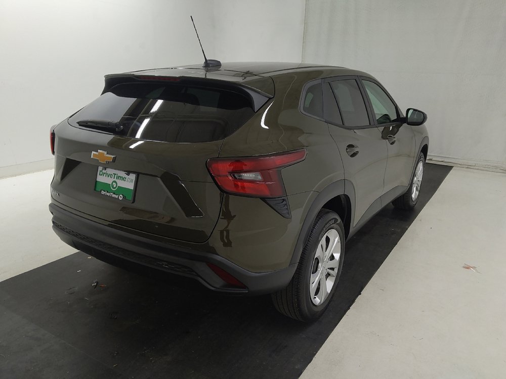 Used 2024 Chevrolet Trax LS FWD image 9