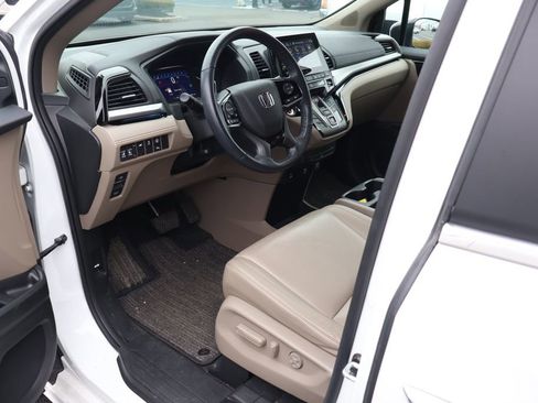 Used 2022 Honda Odyssey Touring image 11