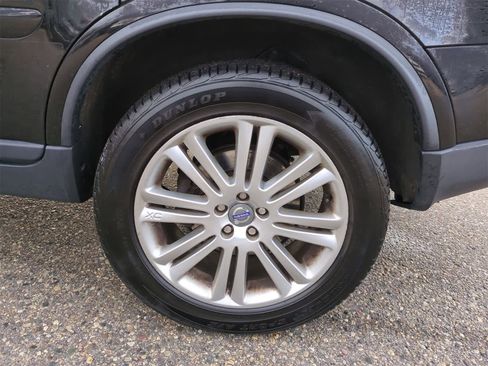 Used 2010 Volvo XC90 V8 image 14