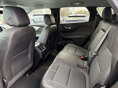 Used 2022 Chevrolet Blazer LT image 13