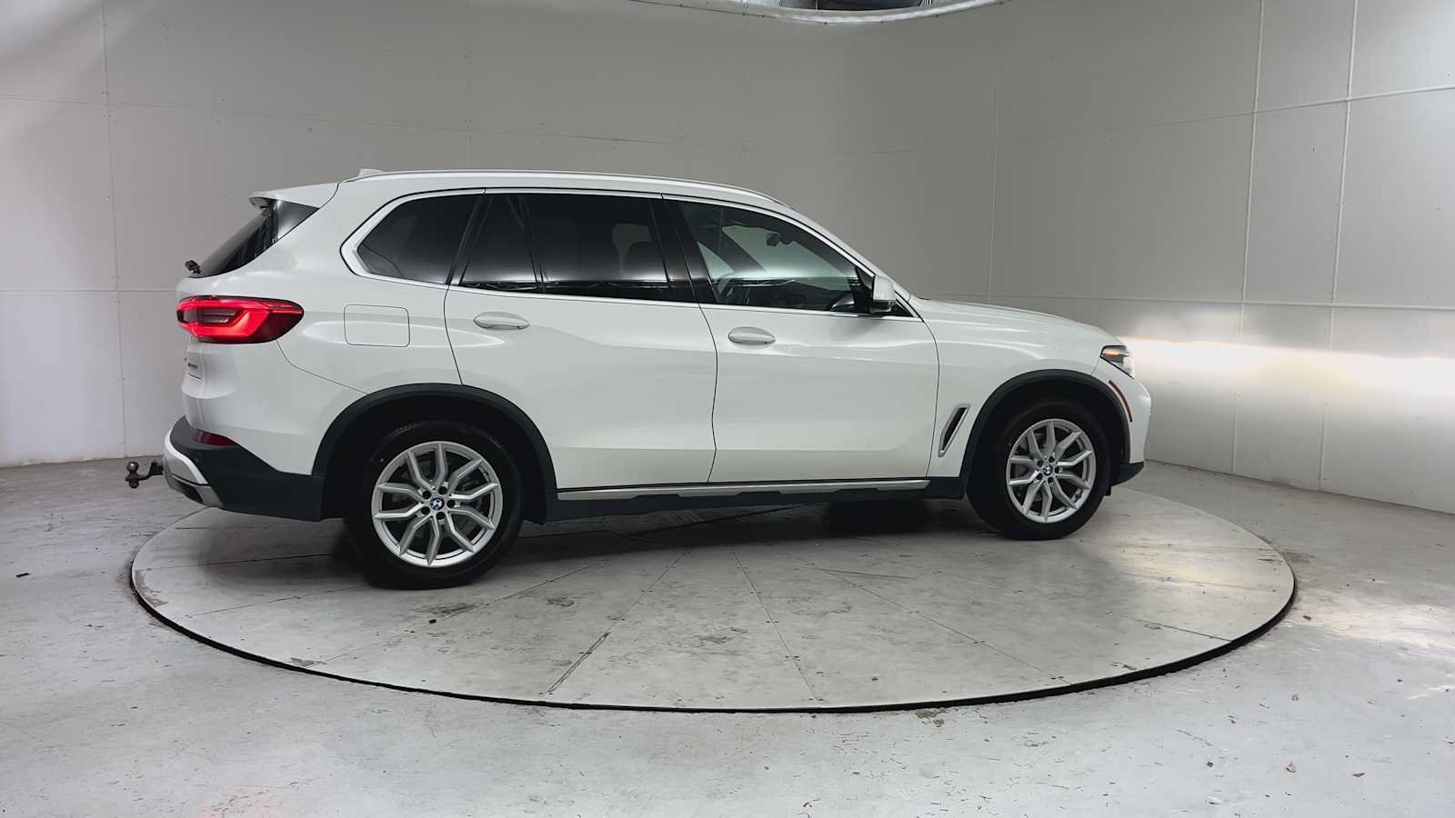 Used 2020 BMW X5 xDrive40i w/ Premium Package AWD/4WD image 9