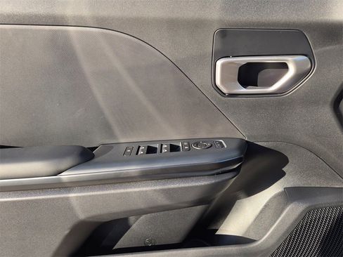 New 2026 Kia K4 LXS image 32