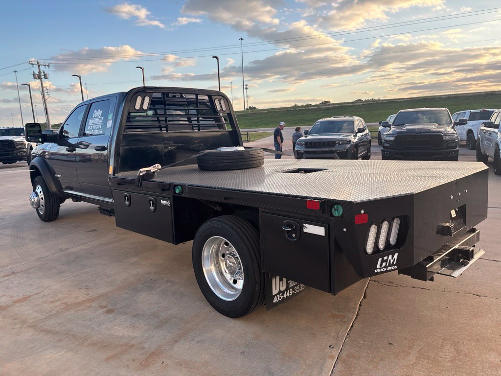 Used 2026 RAM 5500 4x4 Crew Cab image 6