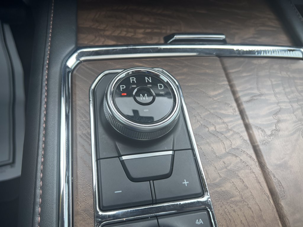 Used 2020 Ford Expedition Platinum AWD/4WD image 17