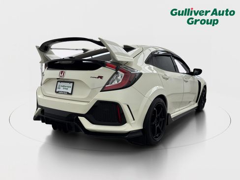 Used 2018 Honda Civic Type R image 8