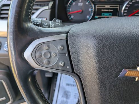 Used 2020 Chevrolet Suburban Premier image 52