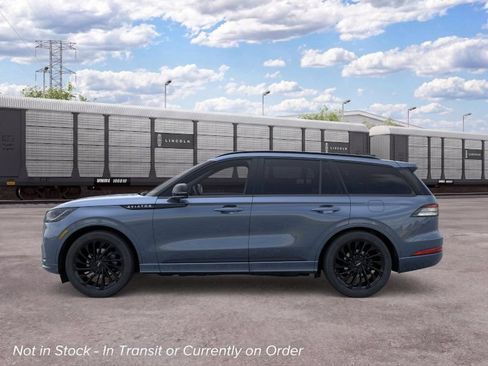 New 2026 Lincoln Aviator Reserve AWD/4WD image 3