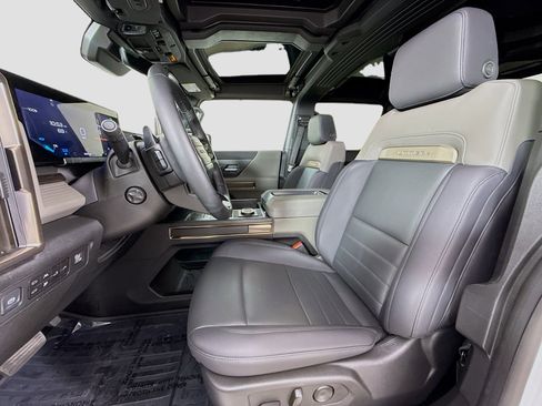 Used 2025 GMC Hummer EV 2X AWD/4WD image 22