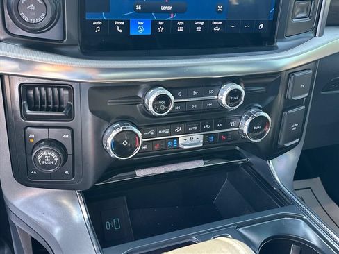 Used 2024 Ford F150 Lariat AWD/4WD image 33
