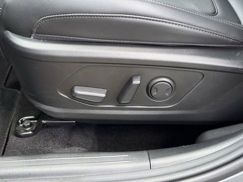 Used 2025 Hyundai Santa Cruz SEL FWD image 23