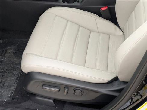 New 2026 Honda CR-V EX-L image 4