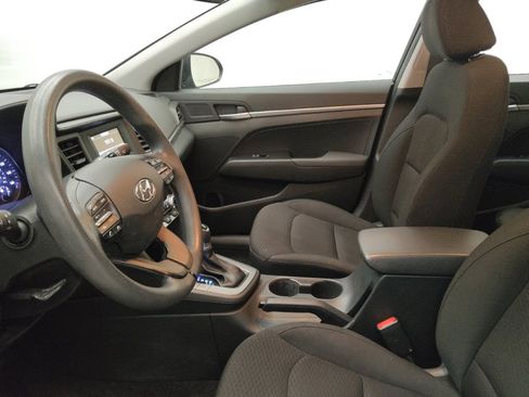 Used 2020 Hyundai Elantra SE w/ Cargo Package (C1) FWD image 17
