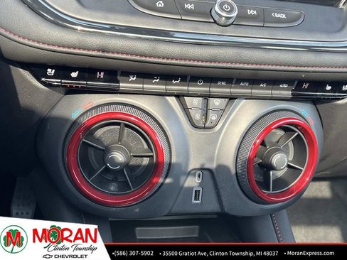 Certified 2024 Chevrolet Blazer RS w/ Driver Confidence II Package image 25
